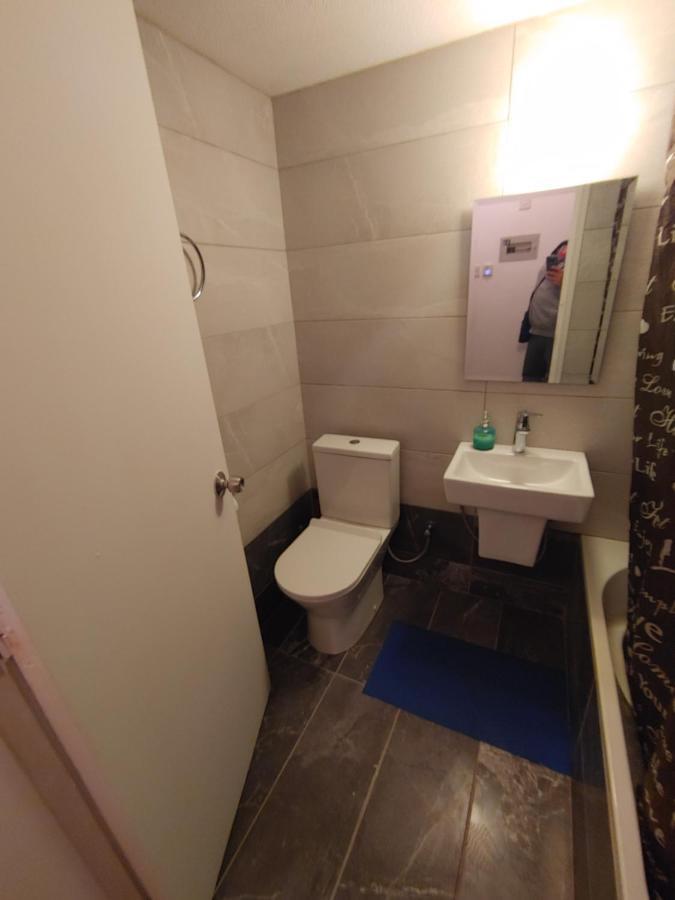 Luxury Apartment In Light House Beach Paphos Exterior foto